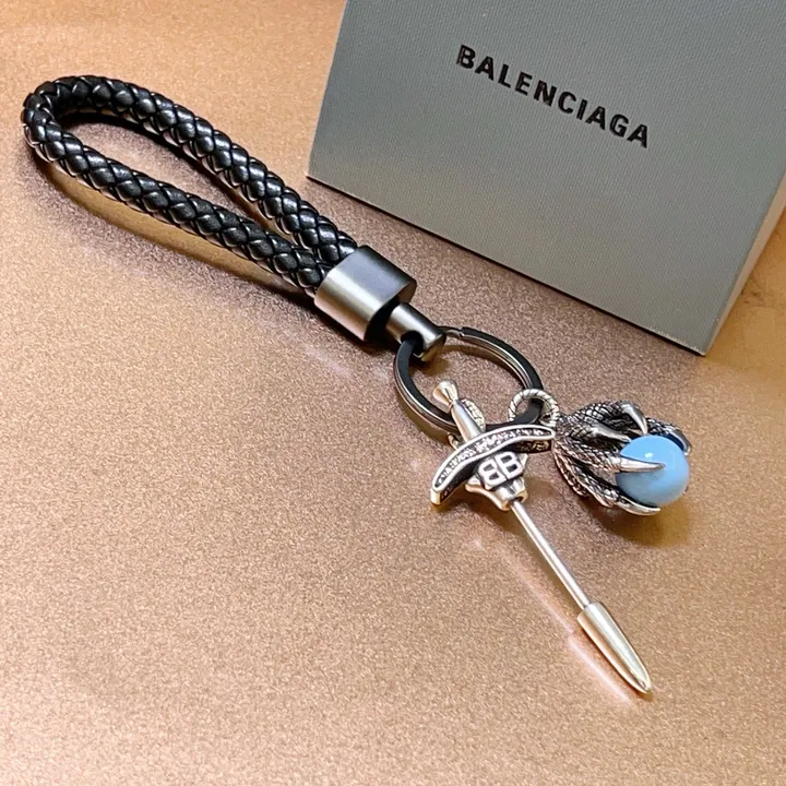 スーパーコピー バレンシアガ キーホルダー
