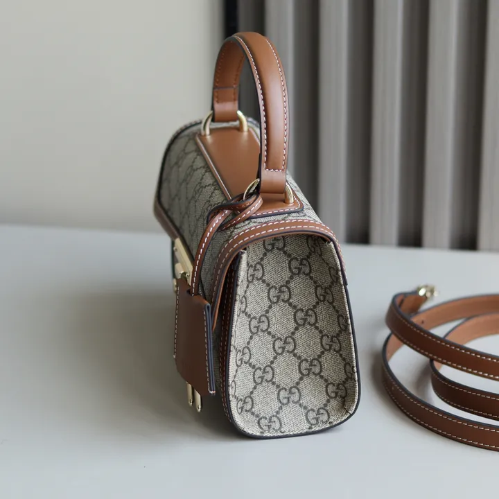 スーパーコピー グッチ キーホルダー