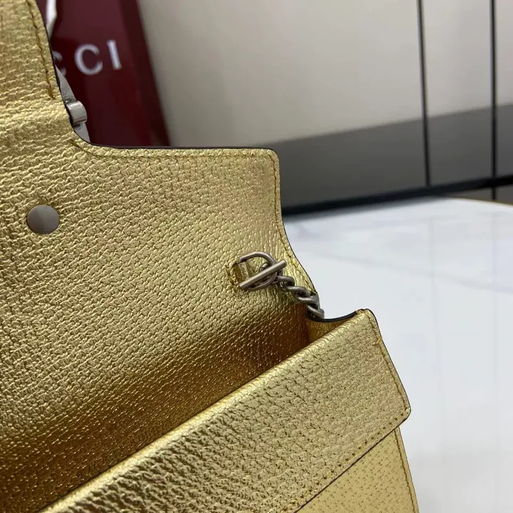 スーパーコピー ルイヴィトン キーホルダー