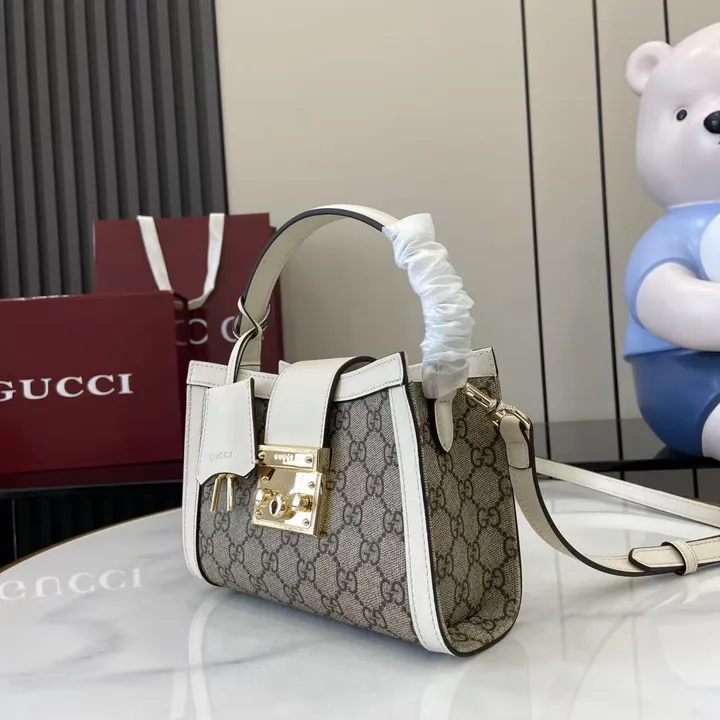 スーパーコピー グッチ キーホルダー