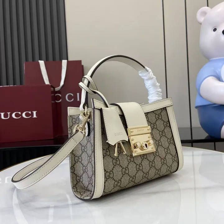 スーパーコピー グッチ キーホルダー