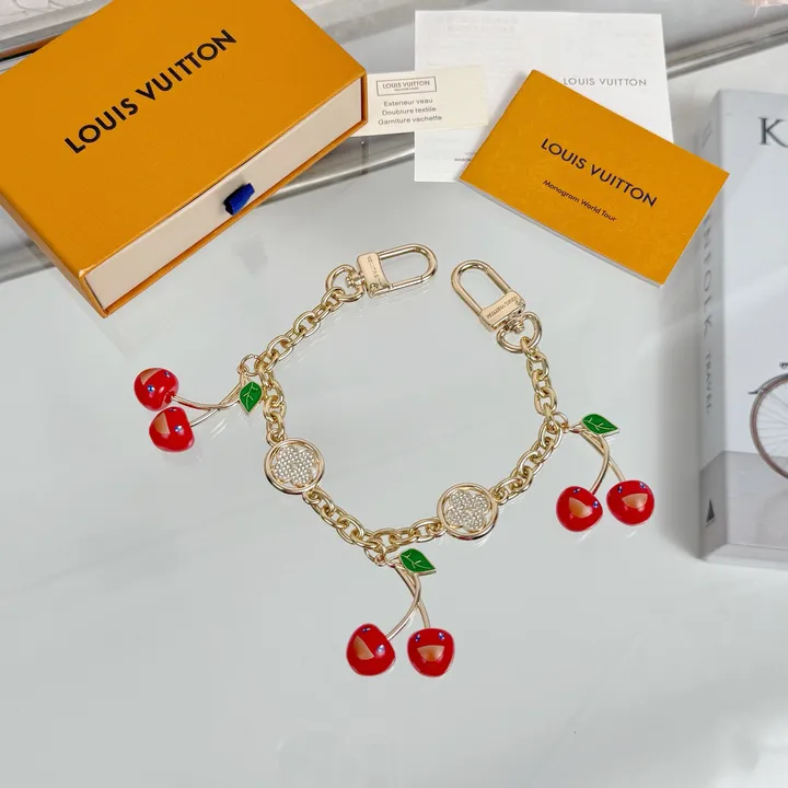 スーパーコピー ルイヴィトン キーホルダー