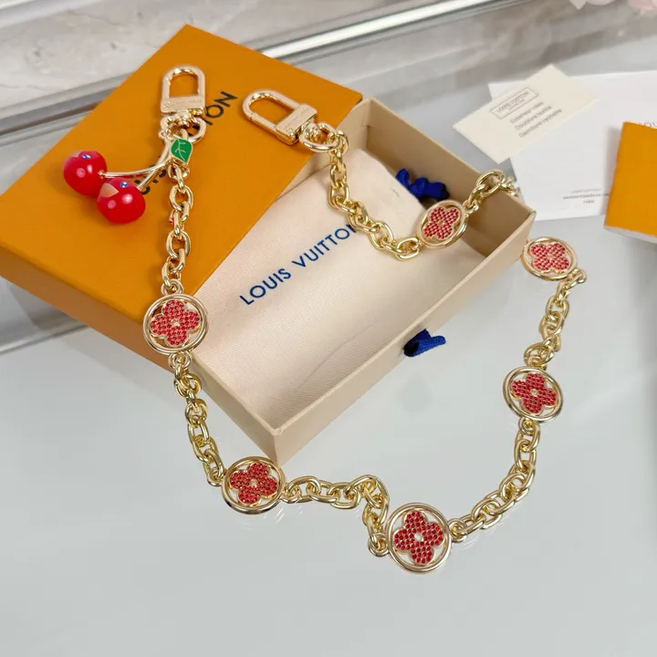 スーパーコピー ルイヴィトン キーホルダー