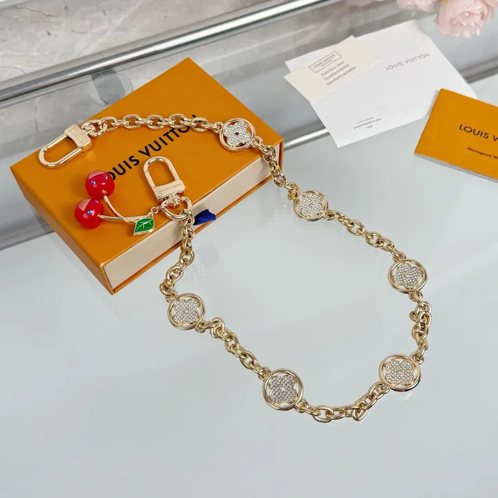 スーパーコピー ルイヴィトン キーホルダー