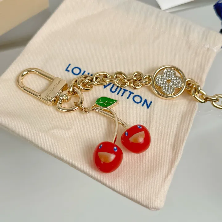 スーパーコピー ルイヴィトン キーホルダー