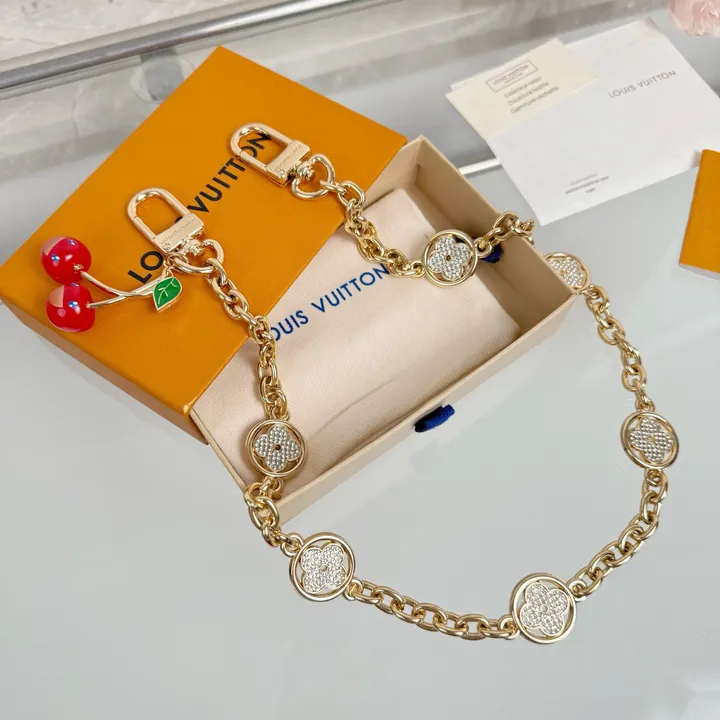 スーパーコピー ルイヴィトン キーホルダー