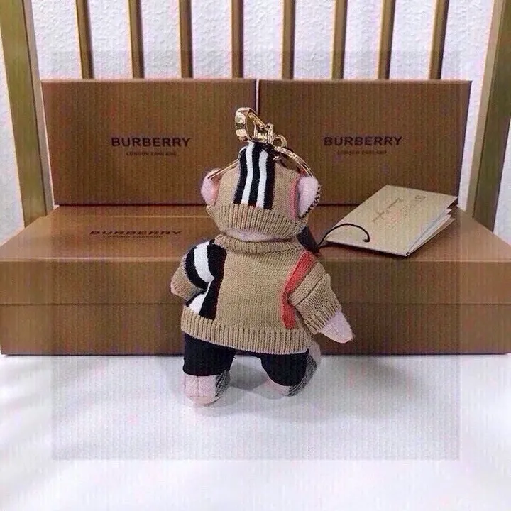 スーパーコピー プラダ キーホルダー