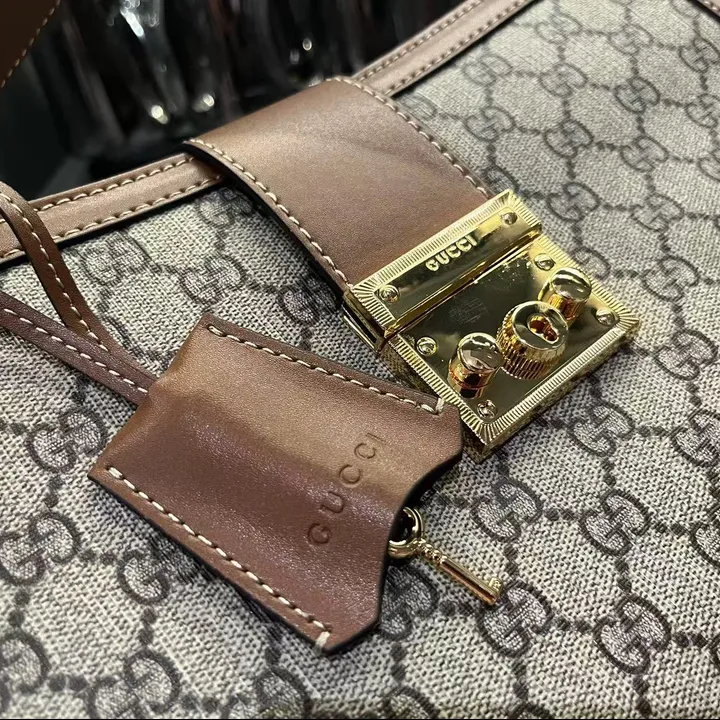 スーパーコピー グッチ キーホルダー