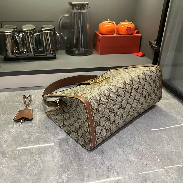 スーパーコピー グッチ キーホルダー