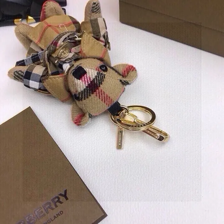 スーパーコピー プラダ キーホルダー