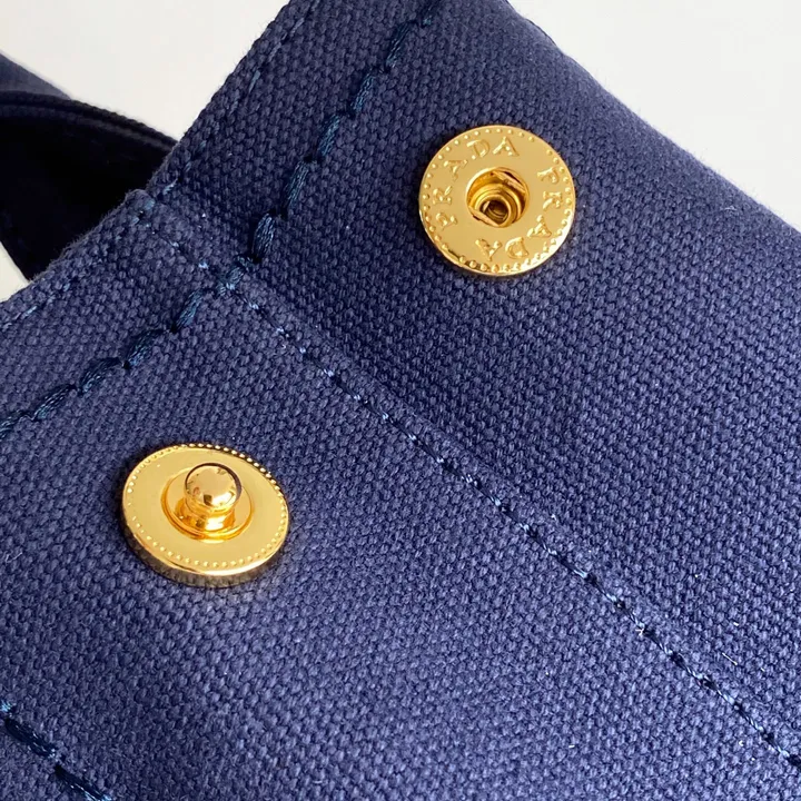 スーパーコピー プラダ キーホルダー