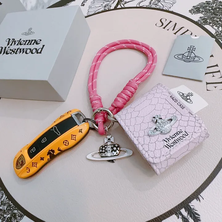 スーパーコピー ヴィヴィアン・ウエストウッド キーホルダー
