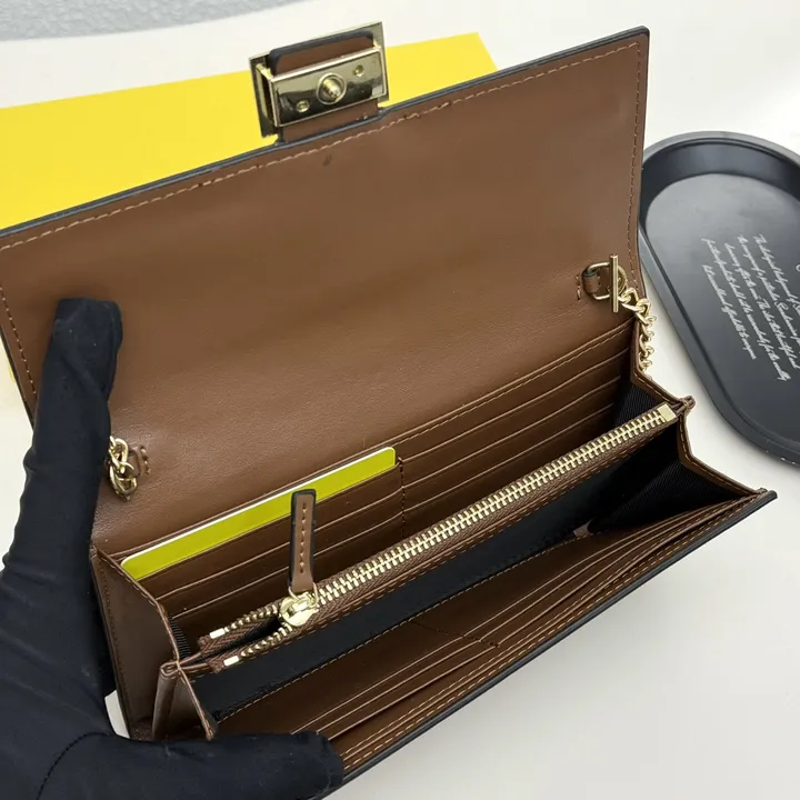 スーパーコピー フェンディ キーホルダー