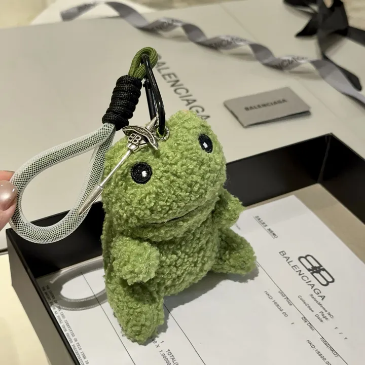 スーパーコピー バレンシアガ キーホルダー
