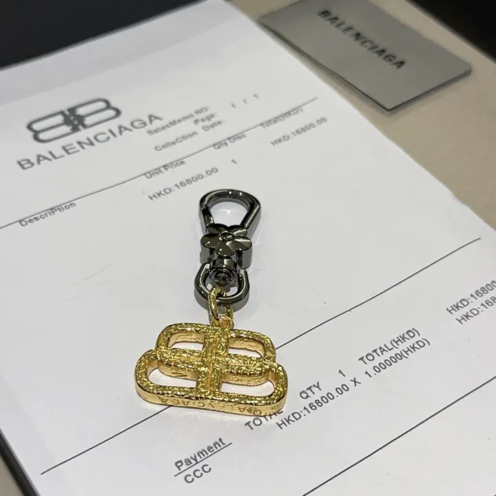 スーパーコピー バレンシアガ キーホルダー