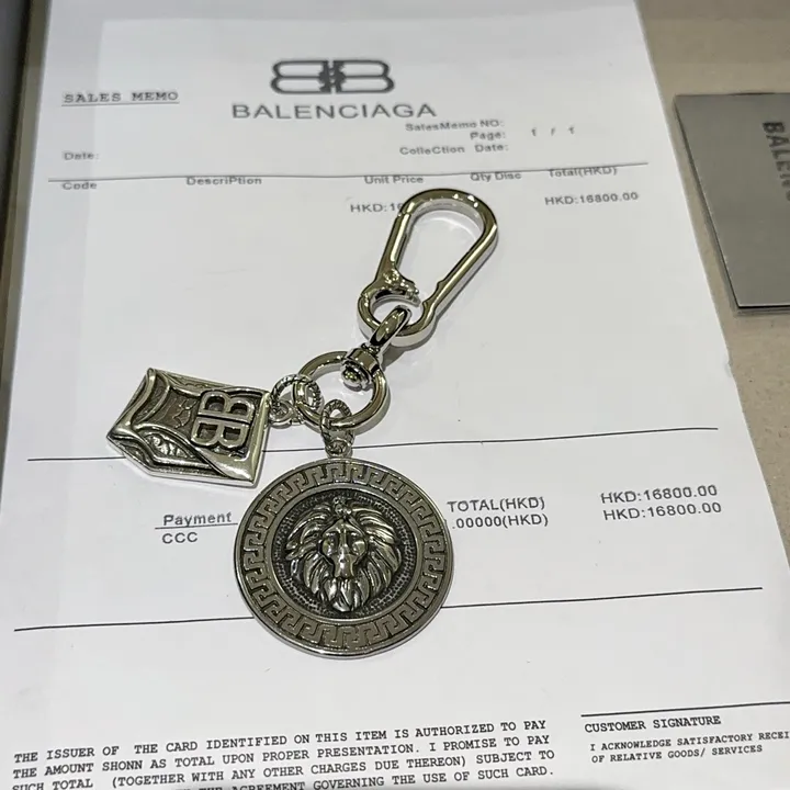 スーパーコピー バレンシアガ キーホルダー