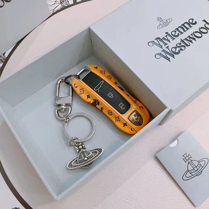 スーパーコピー ヴィヴィアン・ウエストウッド キーホルダー