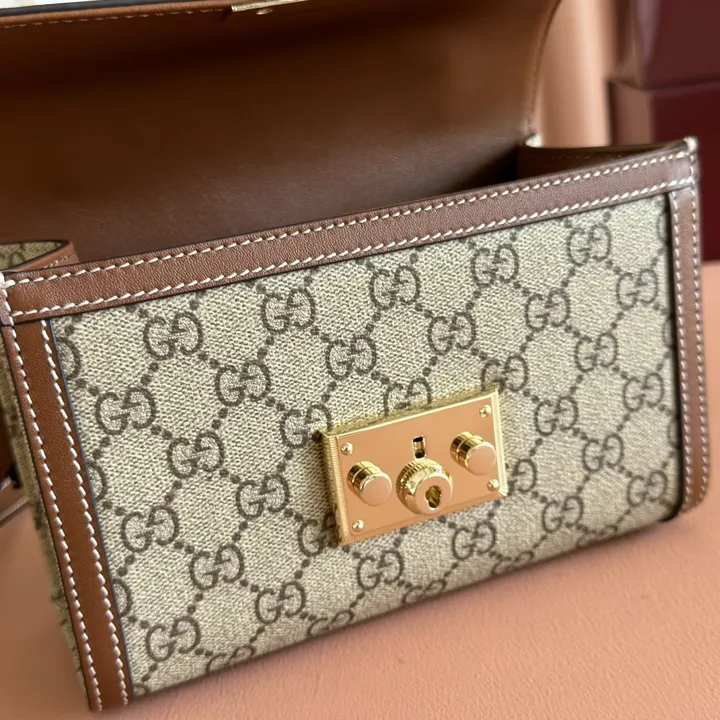 スーパーコピー グッチ キーホルダー