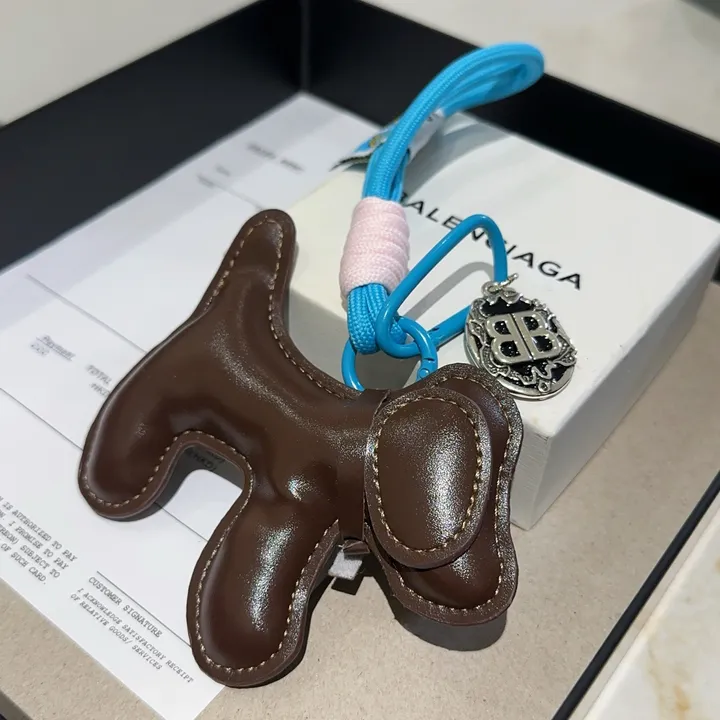 スーパーコピー バレンシアガ キーホルダー