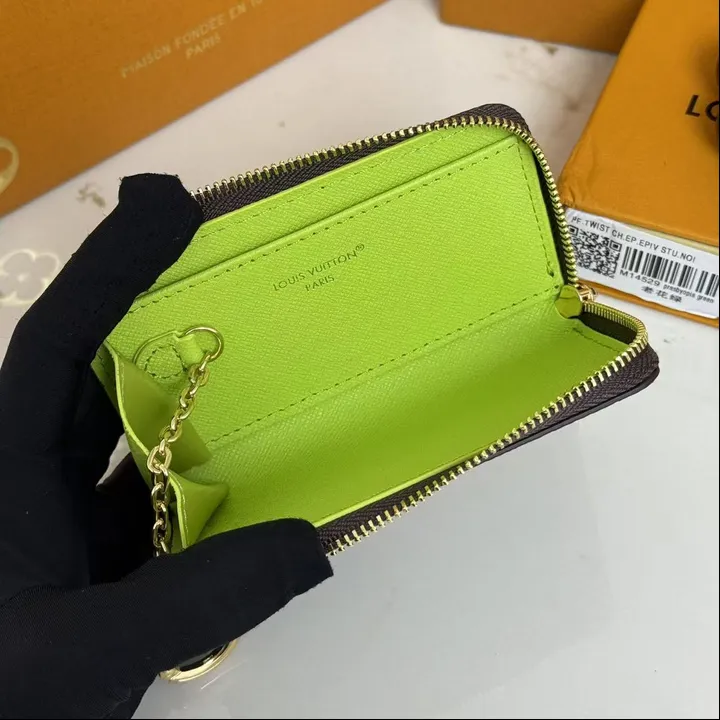 スーパーコピー ルイヴィトン キーホルダー