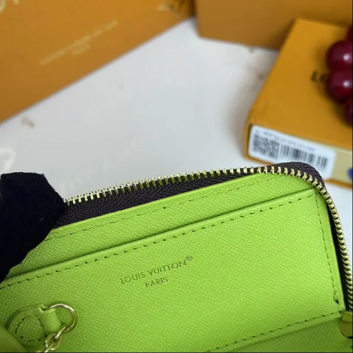 スーパーコピー ルイヴィトン キーホルダー