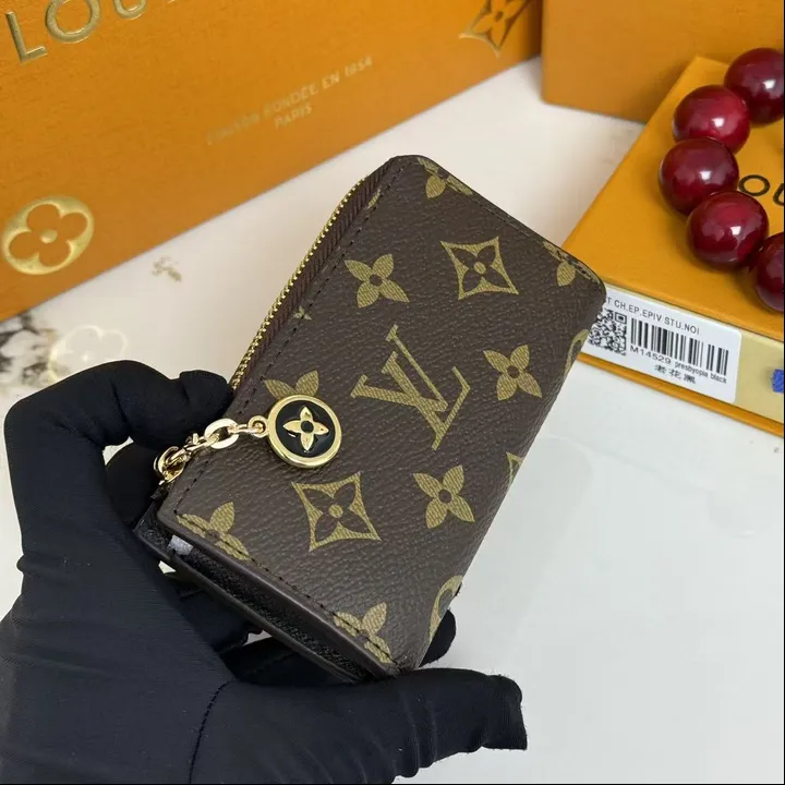 スーパーコピー ルイヴィトン キーホルダー