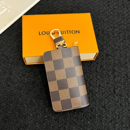 スーパーコピー ルイヴィトン キーホルダー
