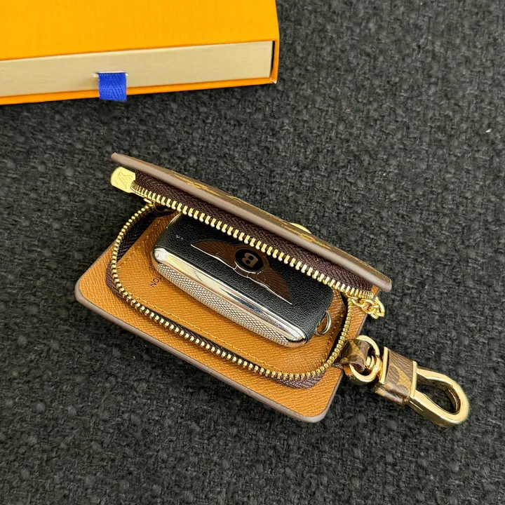 スーパーコピー ルイヴィトン キーホルダー