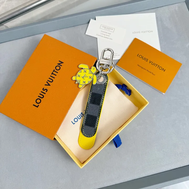 スーパーコピー ルイヴィトン キーホルダー