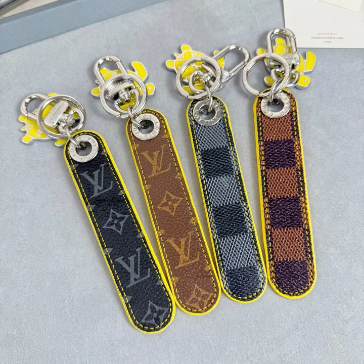 スーパーコピー ルイヴィトン キーホルダー