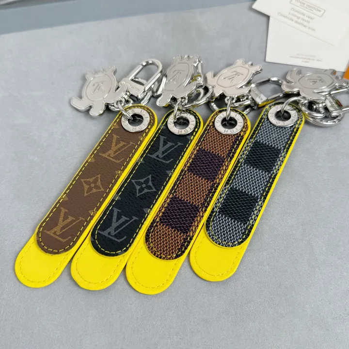 スーパーコピー ルイヴィトン キーホルダー