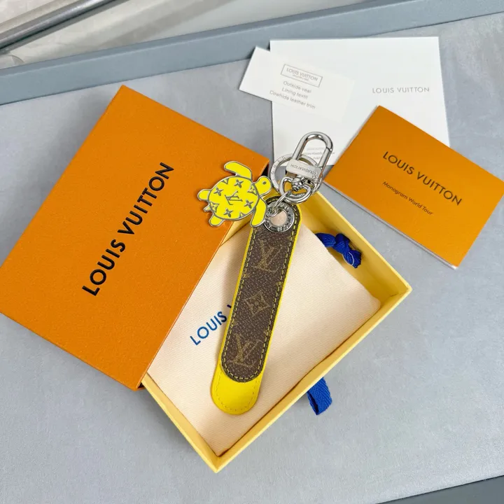 スーパーコピー ルイヴィトン キーホルダー