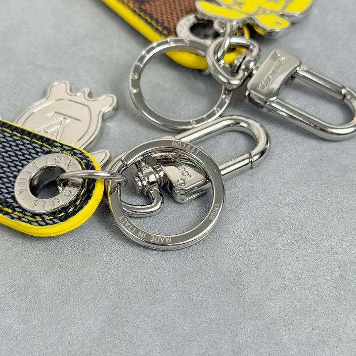 スーパーコピー ルイヴィトン キーホルダー