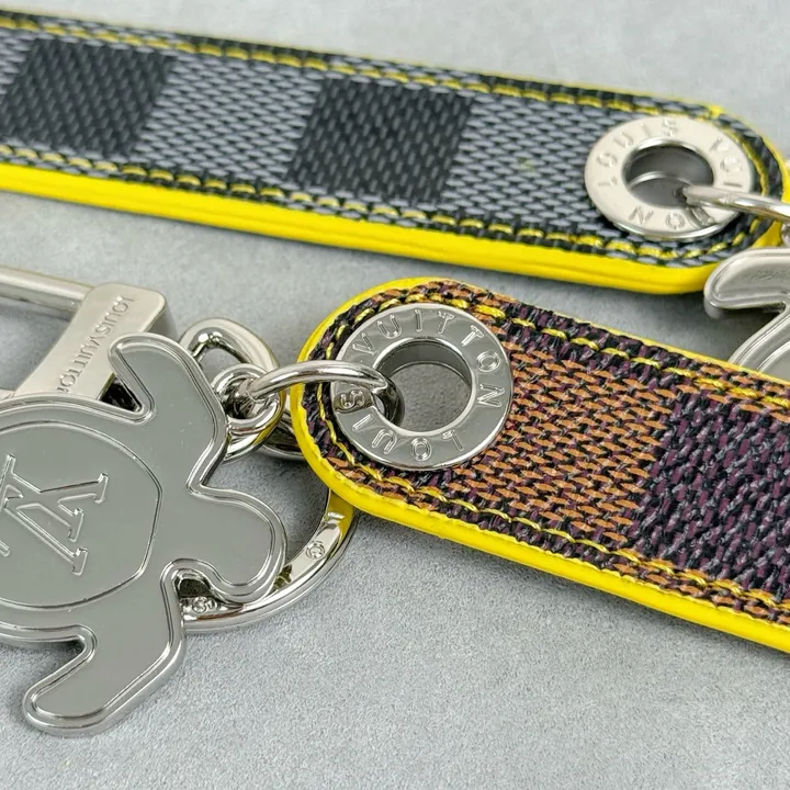 スーパーコピー ルイヴィトン キーホルダー