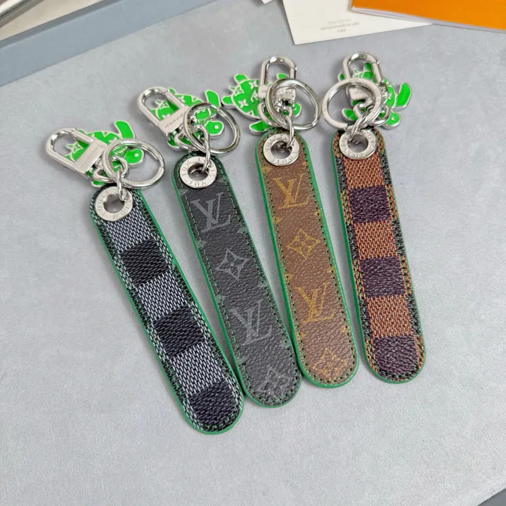 スーパーコピー ルイヴィトン キーホルダー