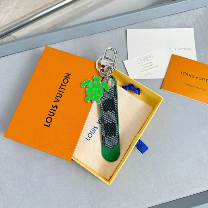 スーパーコピー ルイヴィトン キーホルダー