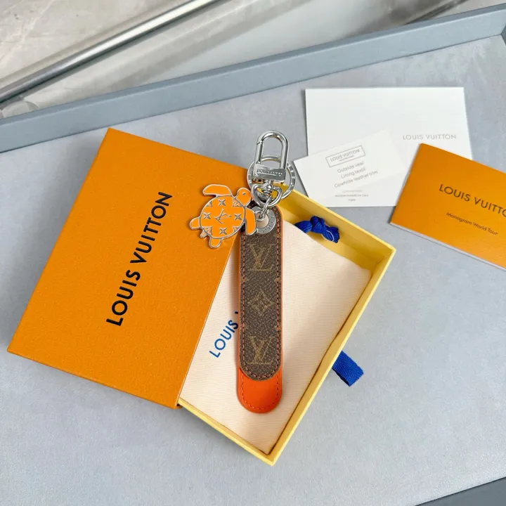 スーパーコピー ルイヴィトン キーホルダー