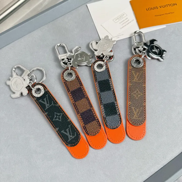 スーパーコピー ルイヴィトン キーホルダー