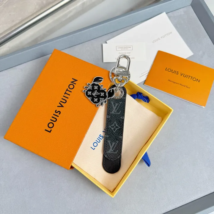スーパーコピー ルイヴィトン キーホルダー