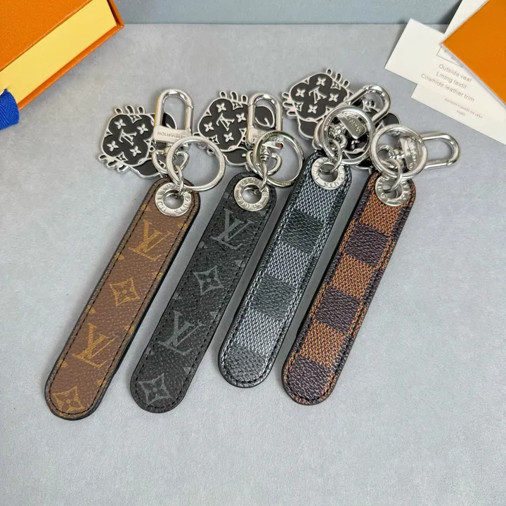 スーパーコピー ルイヴィトン キーホルダー