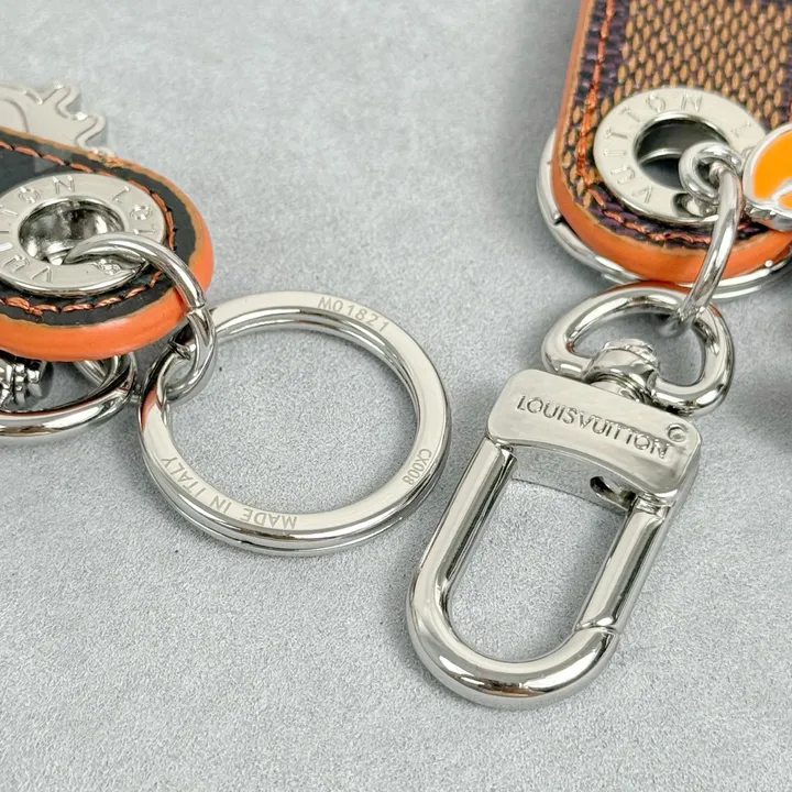 スーパーコピー ルイヴィトン キーホルダー
