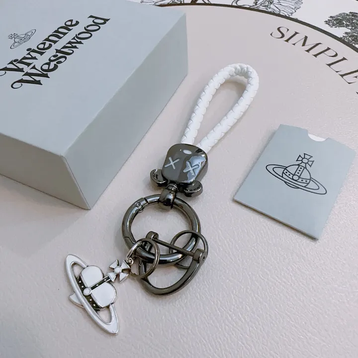 スーパーコピー ヴィヴィアン・ウエストウッド キーホルダー
