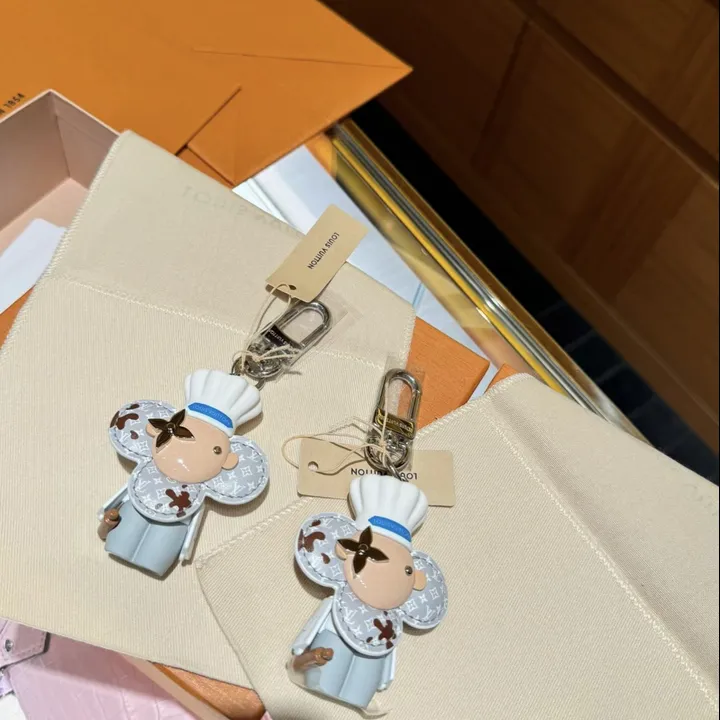 スーパーコピー ルイヴィトン キーホルダー