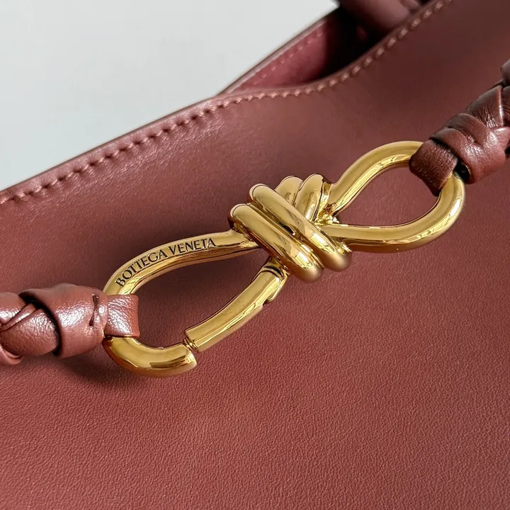 スーパーコピー ボッテガ ヴェネタ キーホルダー