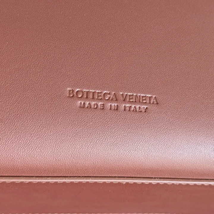 スーパーコピー ボッテガ ヴェネタ キーホルダー