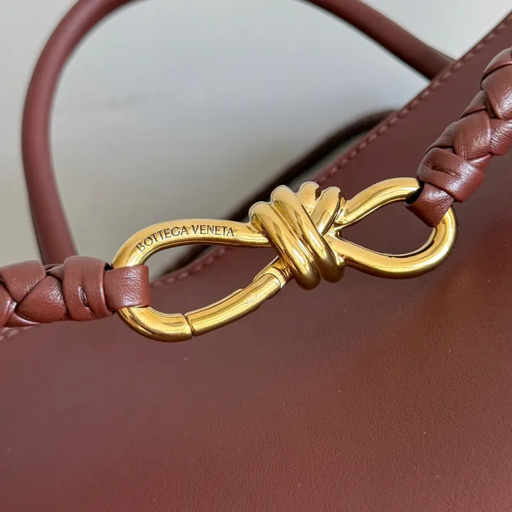 スーパーコピー ボッテガ ヴェネタ キーホルダー