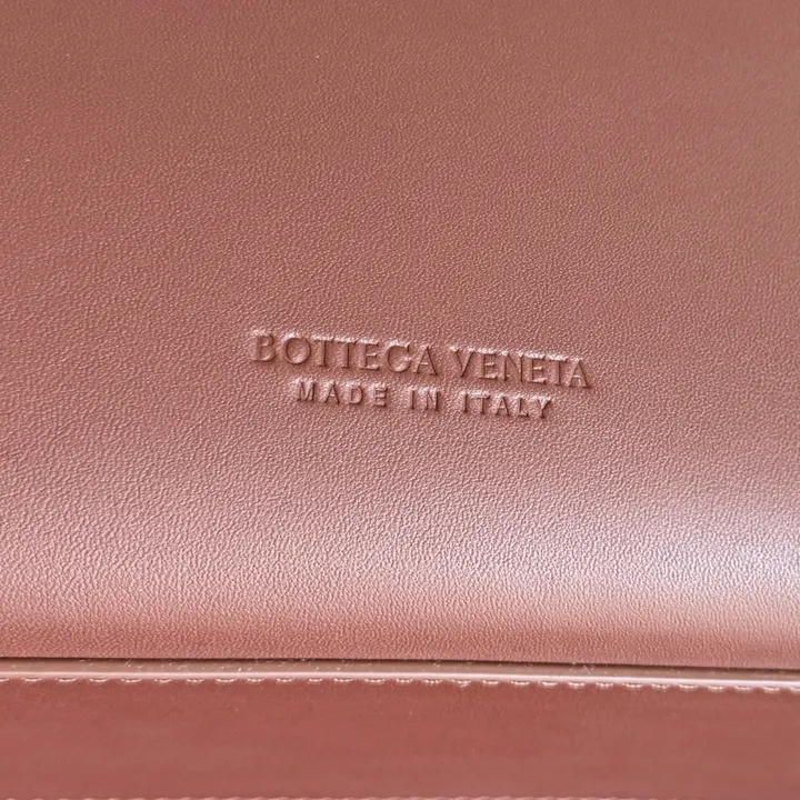 スーパーコピー ボッテガ ヴェネタ キーホルダー