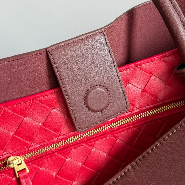 スーパーコピー ボッテガ ヴェネタ キーホルダー