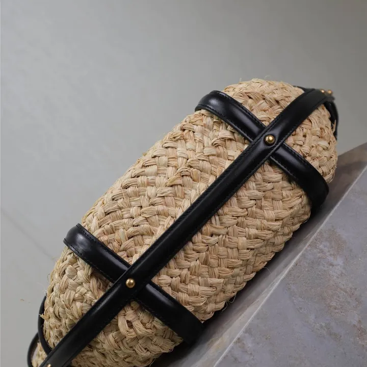 スーパーコピー イブサンローラン キーホルダー