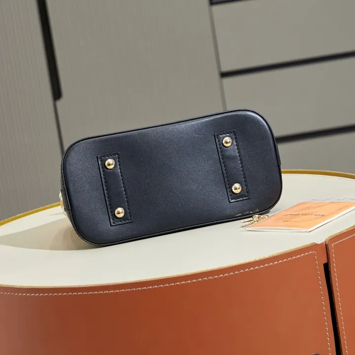 スーパーコピー ルイヴィトン キーホルダー